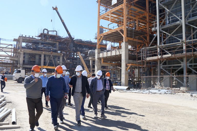 پتروشیمی گچساران برای تولید هیچ، 140 مشاور جذب کرده است !