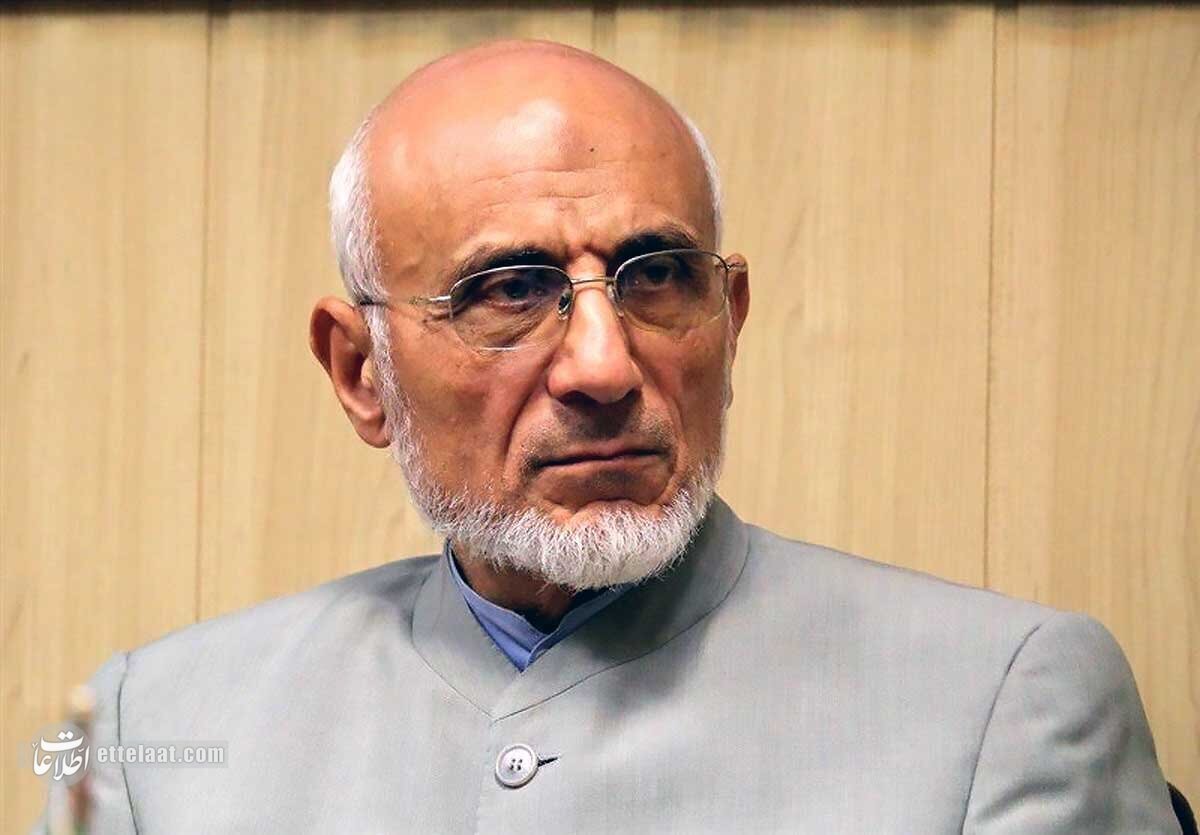 نباید بنزین را مفت به مردم بدهیم!