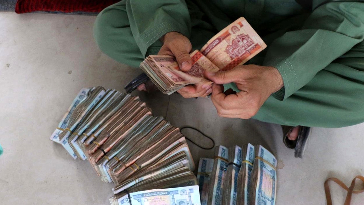 قیمت افغانی در ایران سقوط کرد