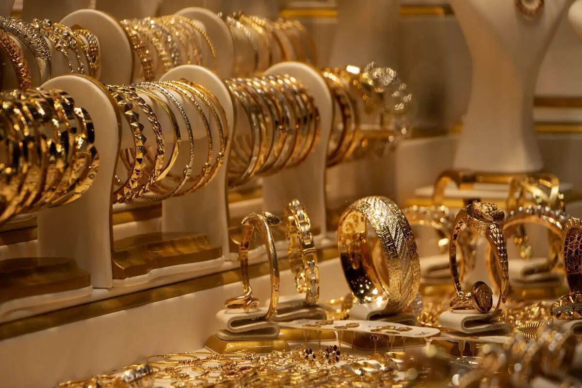 پیش‌بینی قیمت طلا و سکه / سکه گران می‌شود؟