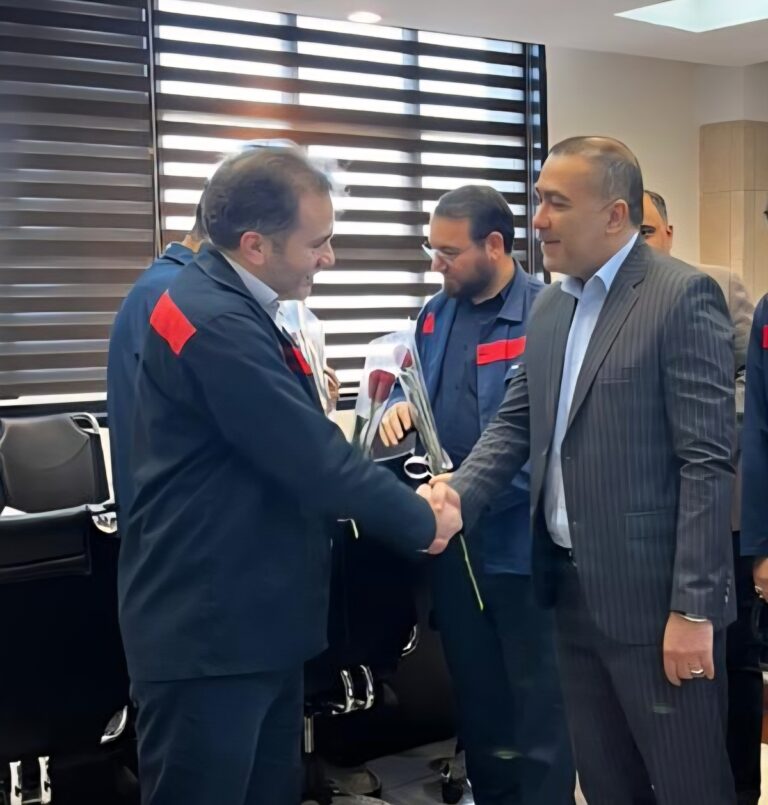 رشد ۶۱ درصدی صادرات در شش‌ماهه نخست سال جاری و تثبیت جایگاه فولاد اکسین در میان صادرکنندگان بزرگ کشور